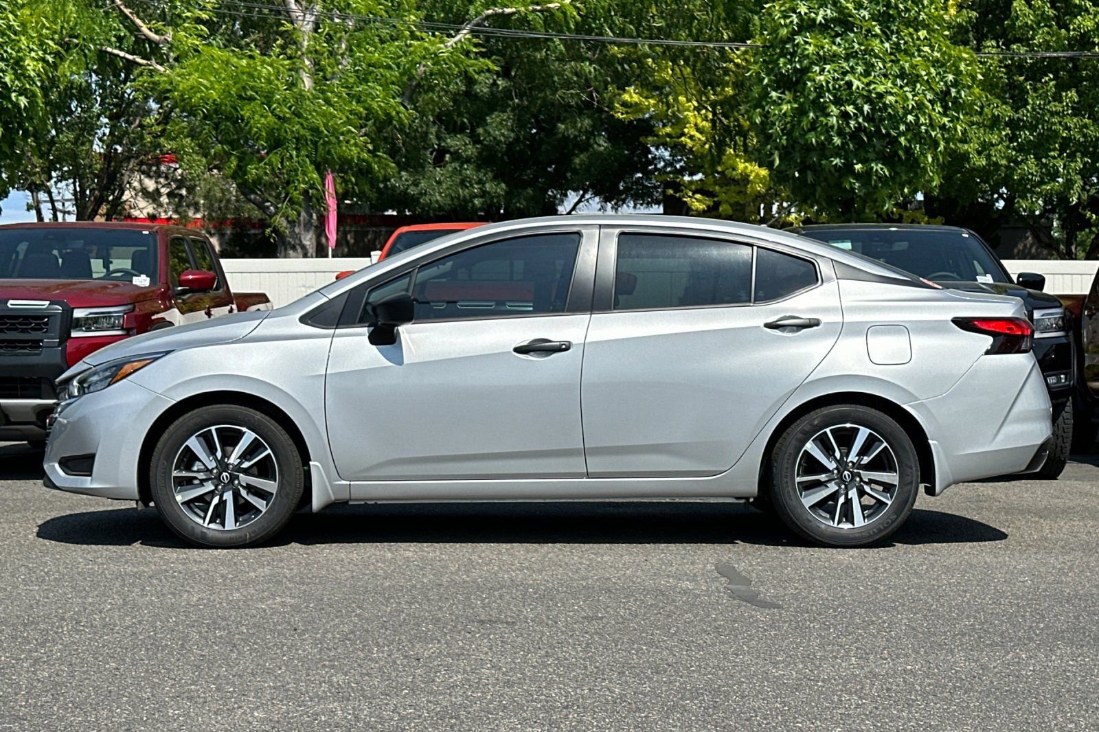 Used 2025 Nissan Versa S w/ S Plus Package image 7