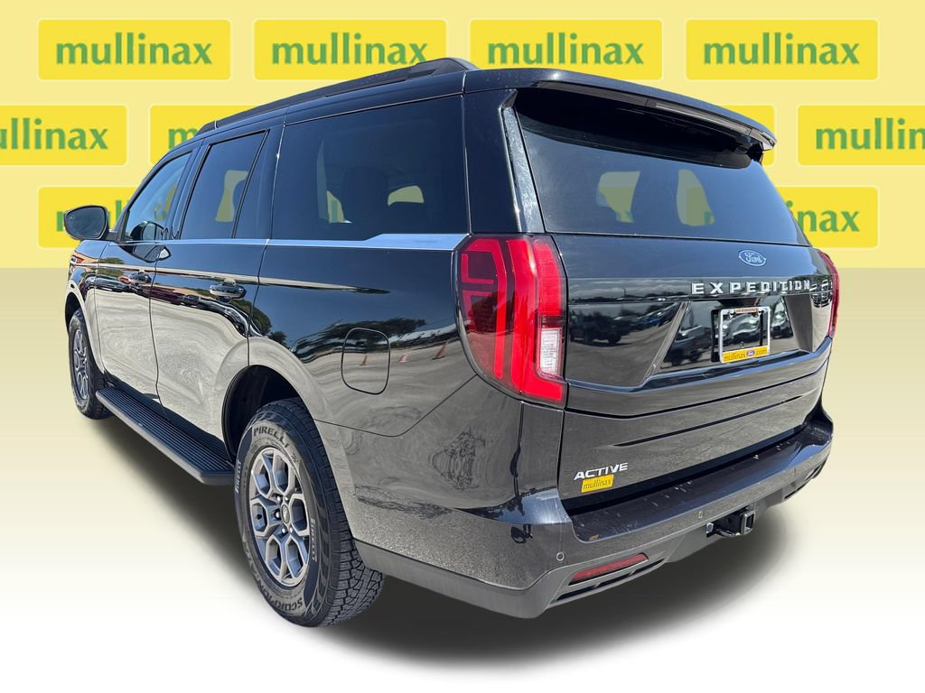 Certified 2025 Ford Expedition Active RWD image 9