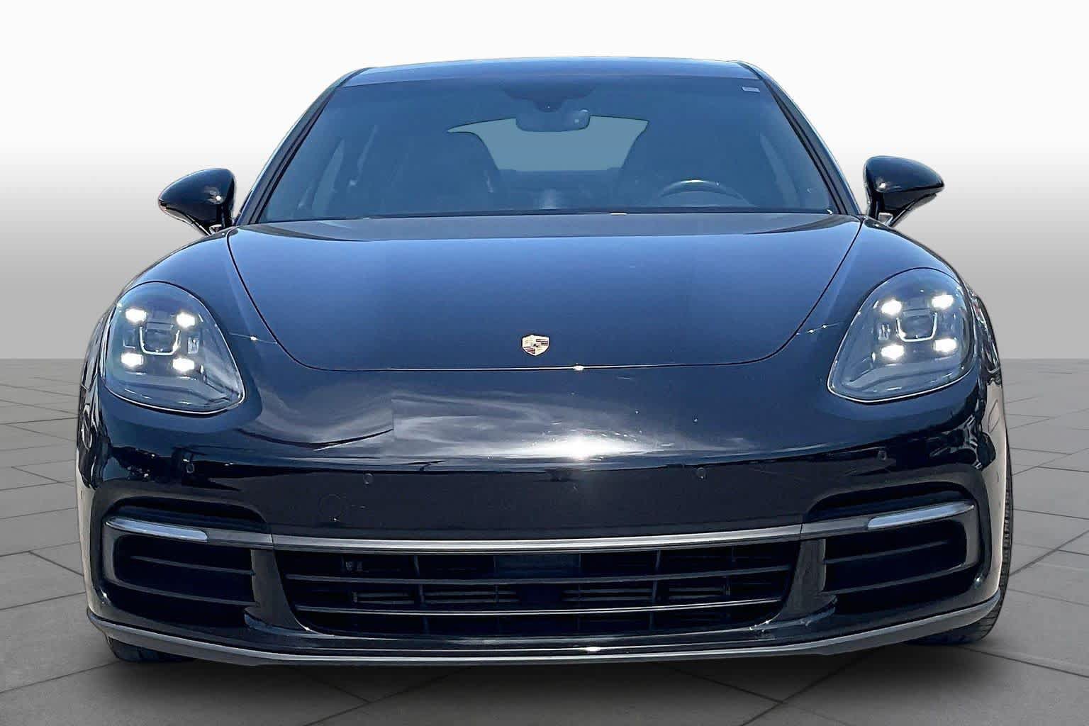 Used 2018 Porsche Panamera 4 AWD/4WD image 4