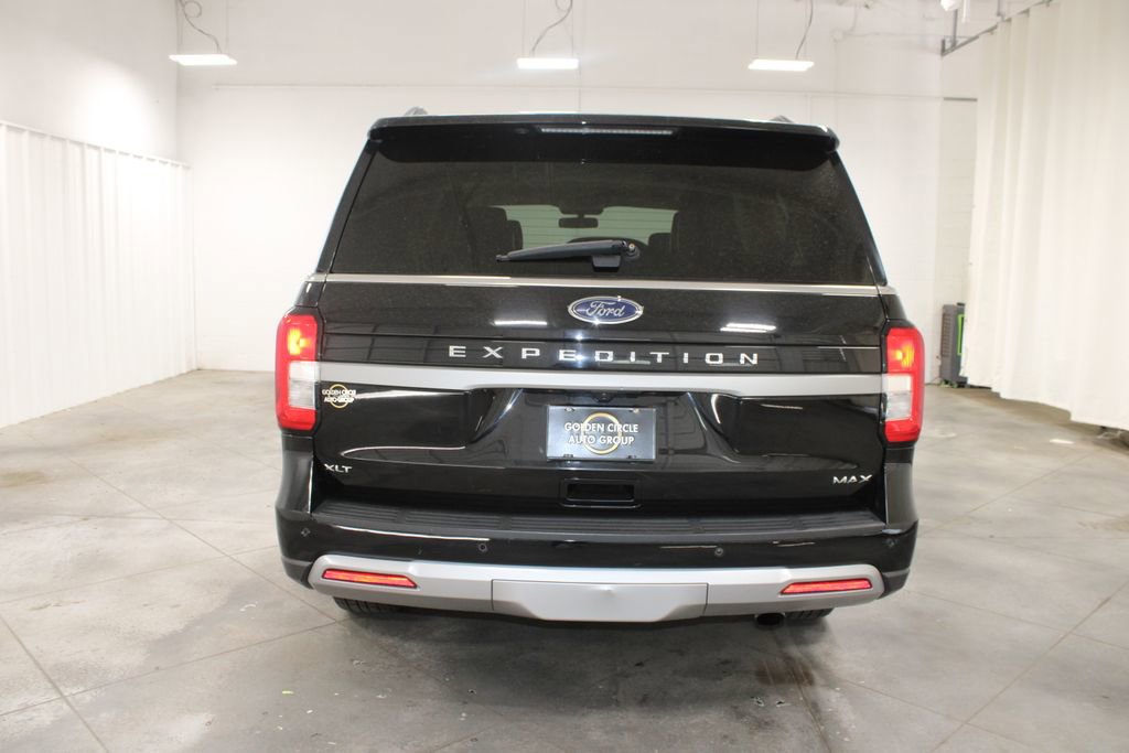 Used 2024 Ford Expedition Max XLT image 8
