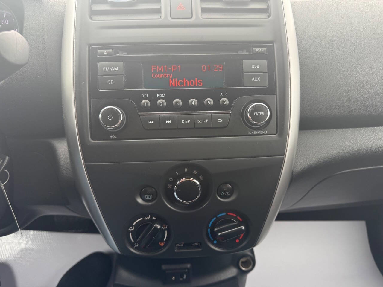 Used 2017 Nissan Versa SV FWD image 20