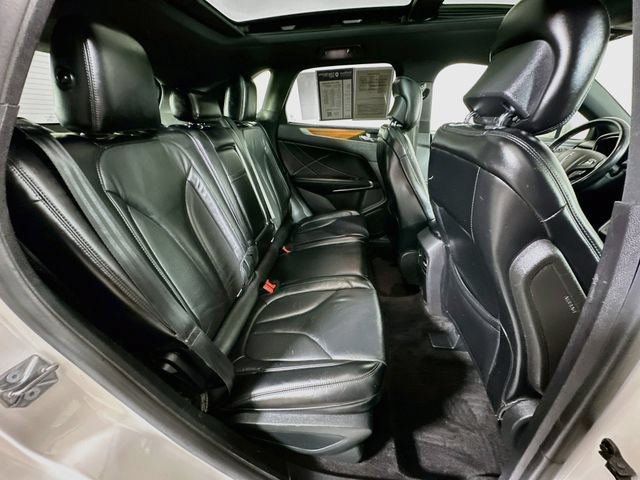 Used 2018 Lincoln MKC Select w/ Select Plus Package AWD/4WD image 31