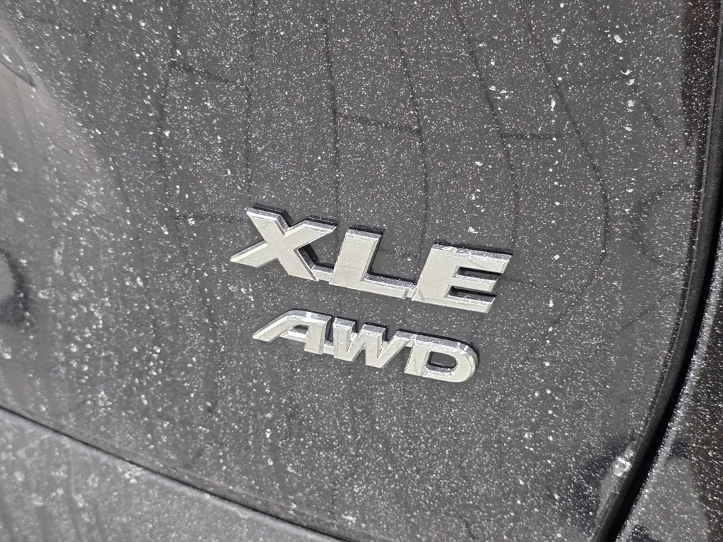 New 2025 Toyota RAV4 XLE image 18