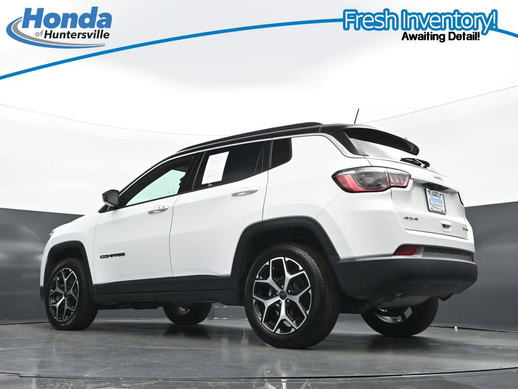 Used 2025 Jeep Compass Limited AWD/4WD image 31
