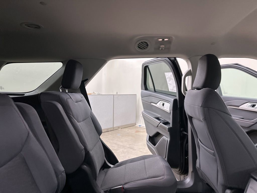 New 2026 Ford Explorer Active AWD/4WD image 23