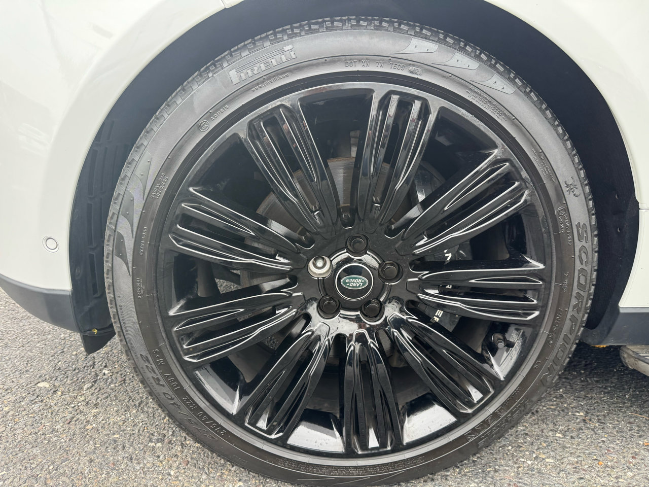 Used 2022 Land Rover Range Rover Westminster Edition image 28