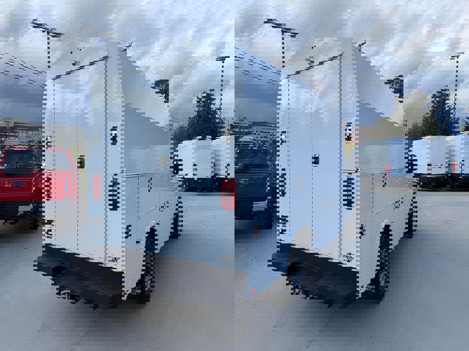 New 2026 Ford E-350 and Econoline 350 Super Duty w/ Power Equipment Group image 7