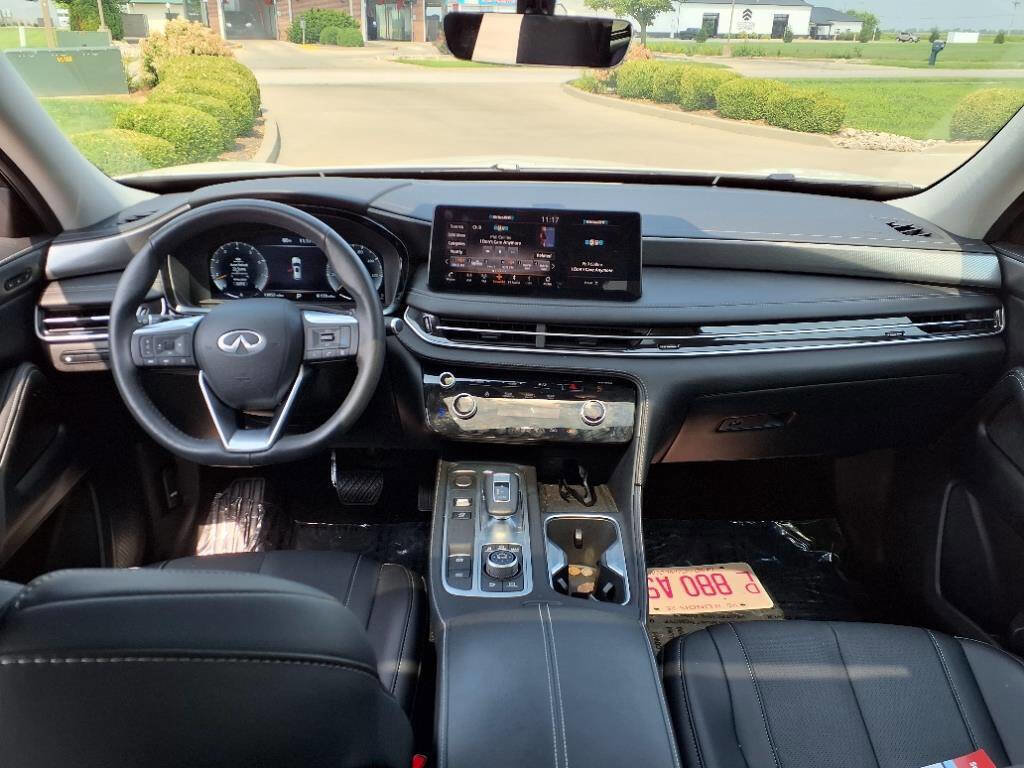 Used 2024 INFINITI QX60 Luxe image 9