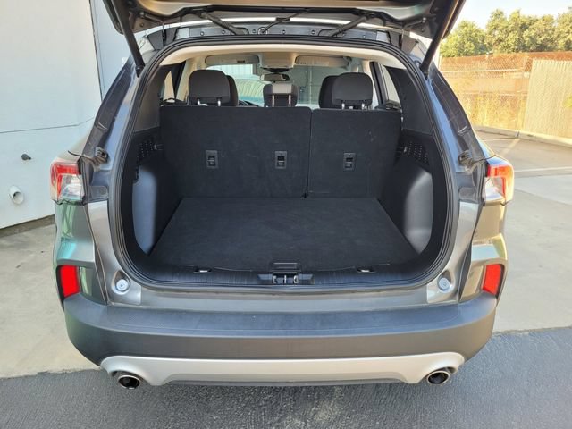 Used 2022 Ford Escape SE w/ Convenience Package FWD image 27