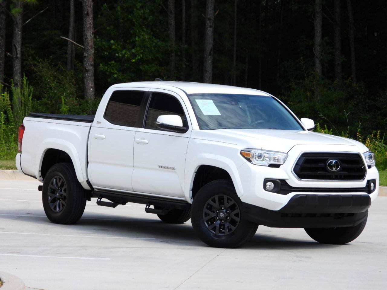 Used 2022 Toyota Tacoma SR5 w/ Technology Package RWD image 12
