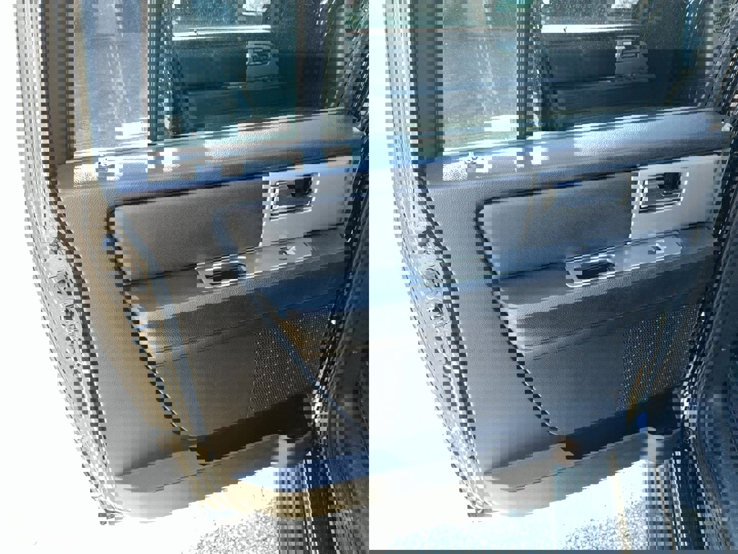 Used 2017 Ford Expedition EL XLT image 11