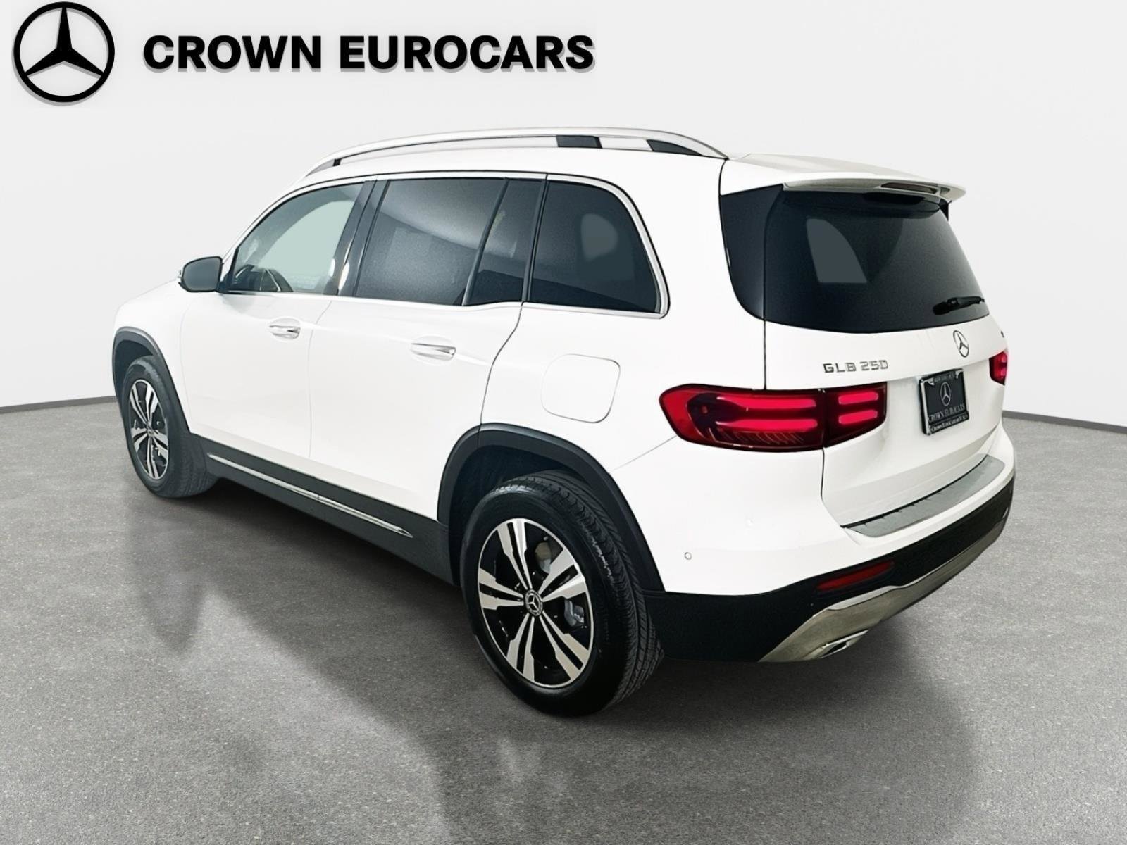 Certified 2025 Mercedes-Benz GLB 250 4MATIC image 5