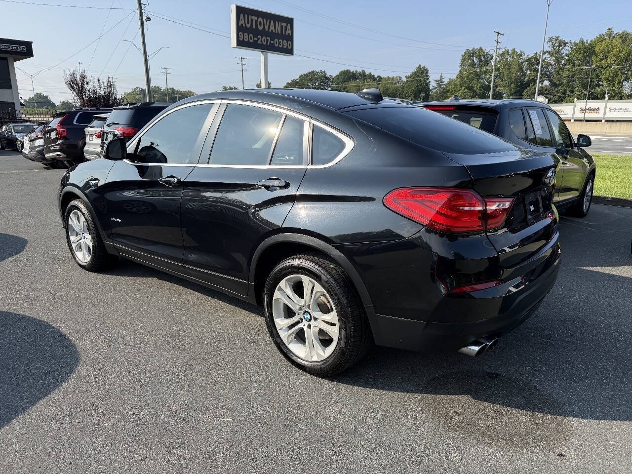 Used 2017 BMW X4 xDrive28i AWD/4WD image 6
