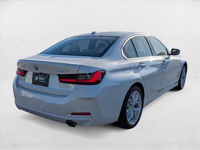 Used 2025 BMW 330i Sedan w/ Convenience Package image 2