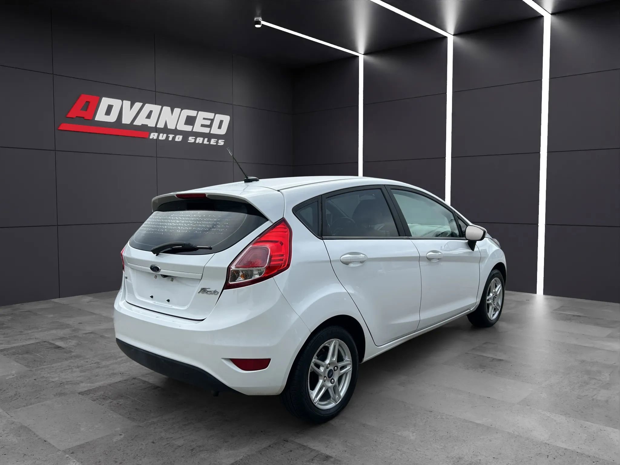 Used 2019 Ford Fiesta SE image 7