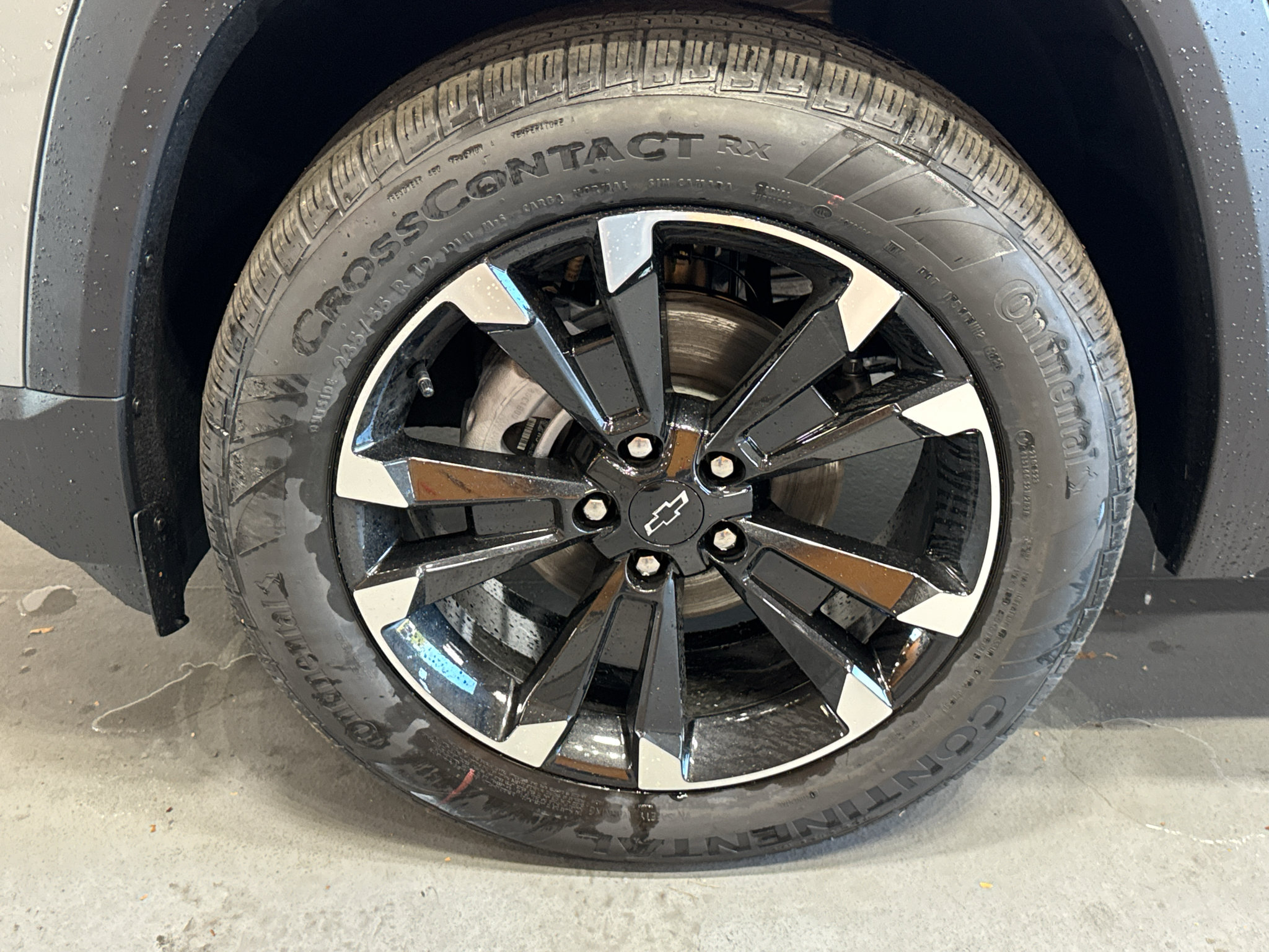 New 2027 Chevrolet Equinox RS w/ Convenience Package III AWD/4WD image 9