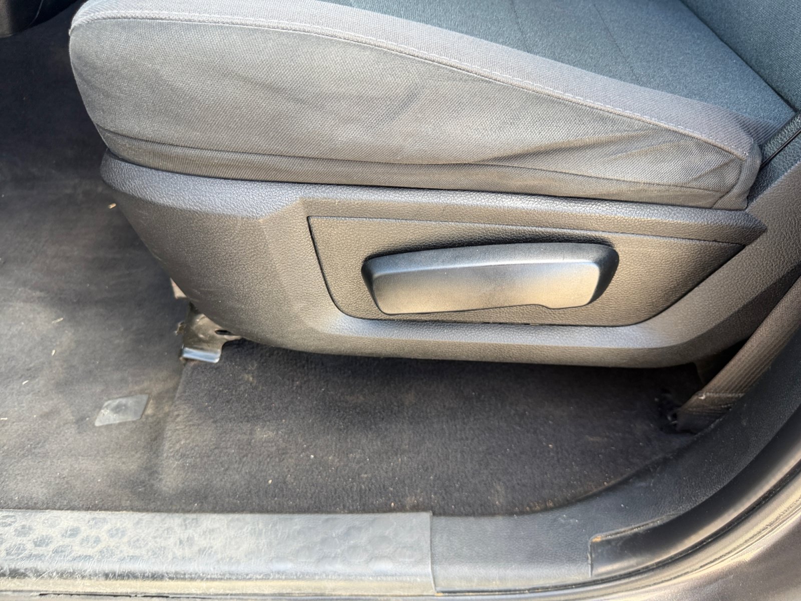Used 2021 RAM 1500 Warlock w/ Electronics Group AWD/4WD image 16