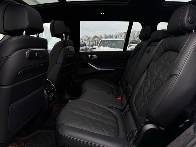 Used 2026 BMW X7 xDrive40i w/ M Sport Package image 20