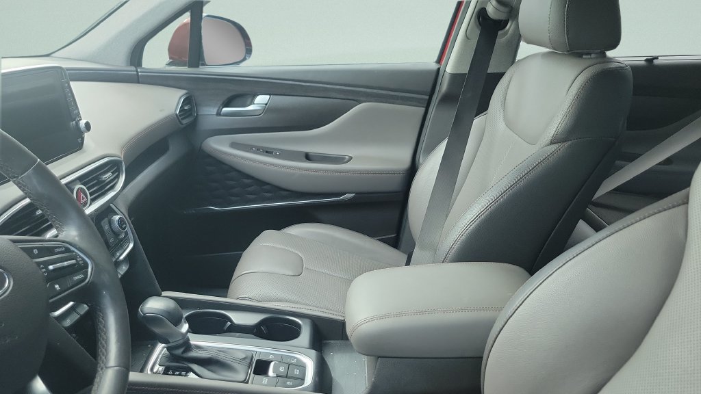 Used 2019 Hyundai Santa Fe FWD image 3