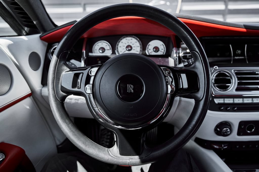 Used 2020 Rolls-Royce Wraith RWD image 47
