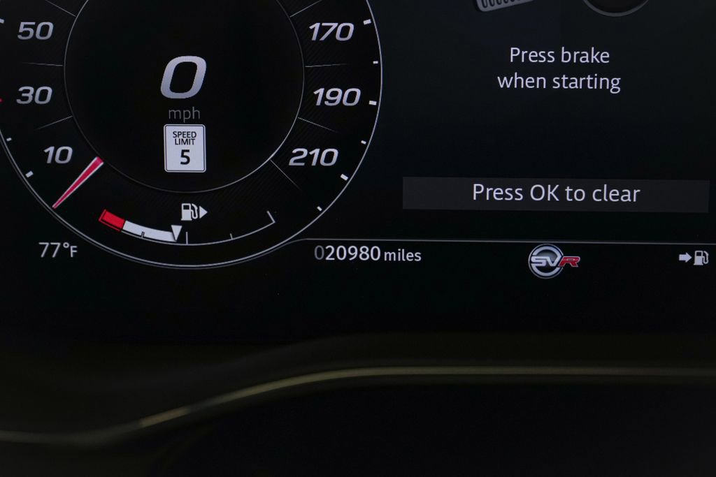 Used 2023 Jaguar F-PACE SVR AWD/4WD image 32