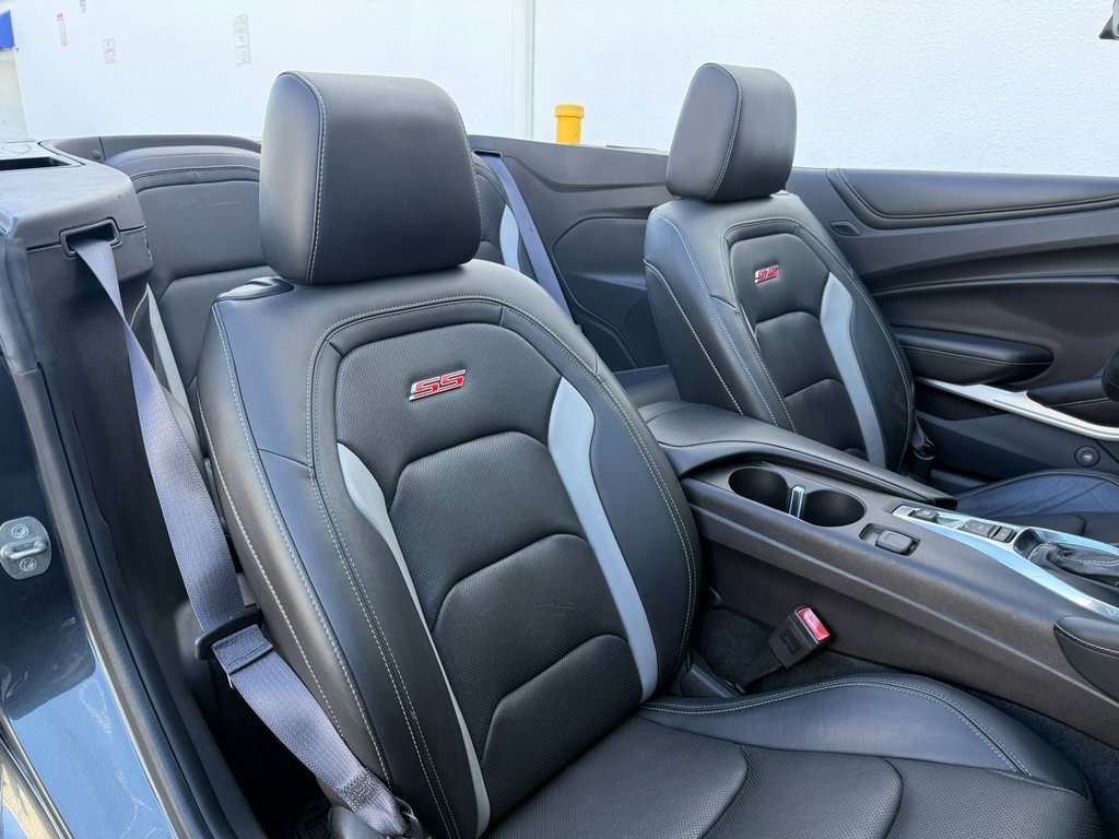 Used 2017 Chevrolet Camaro SS image 13