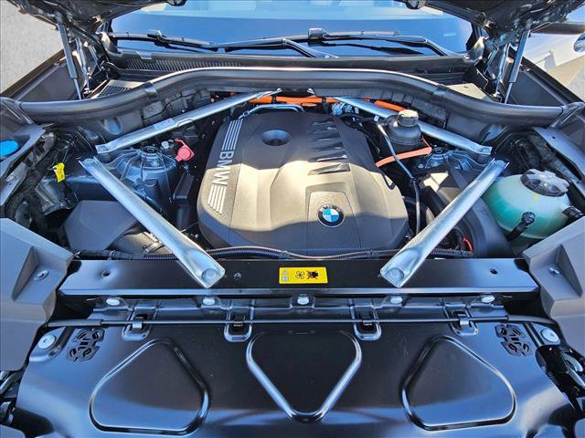 New 2026 BMW X5 xDrive50e w/ Parking Assistance Package image 19