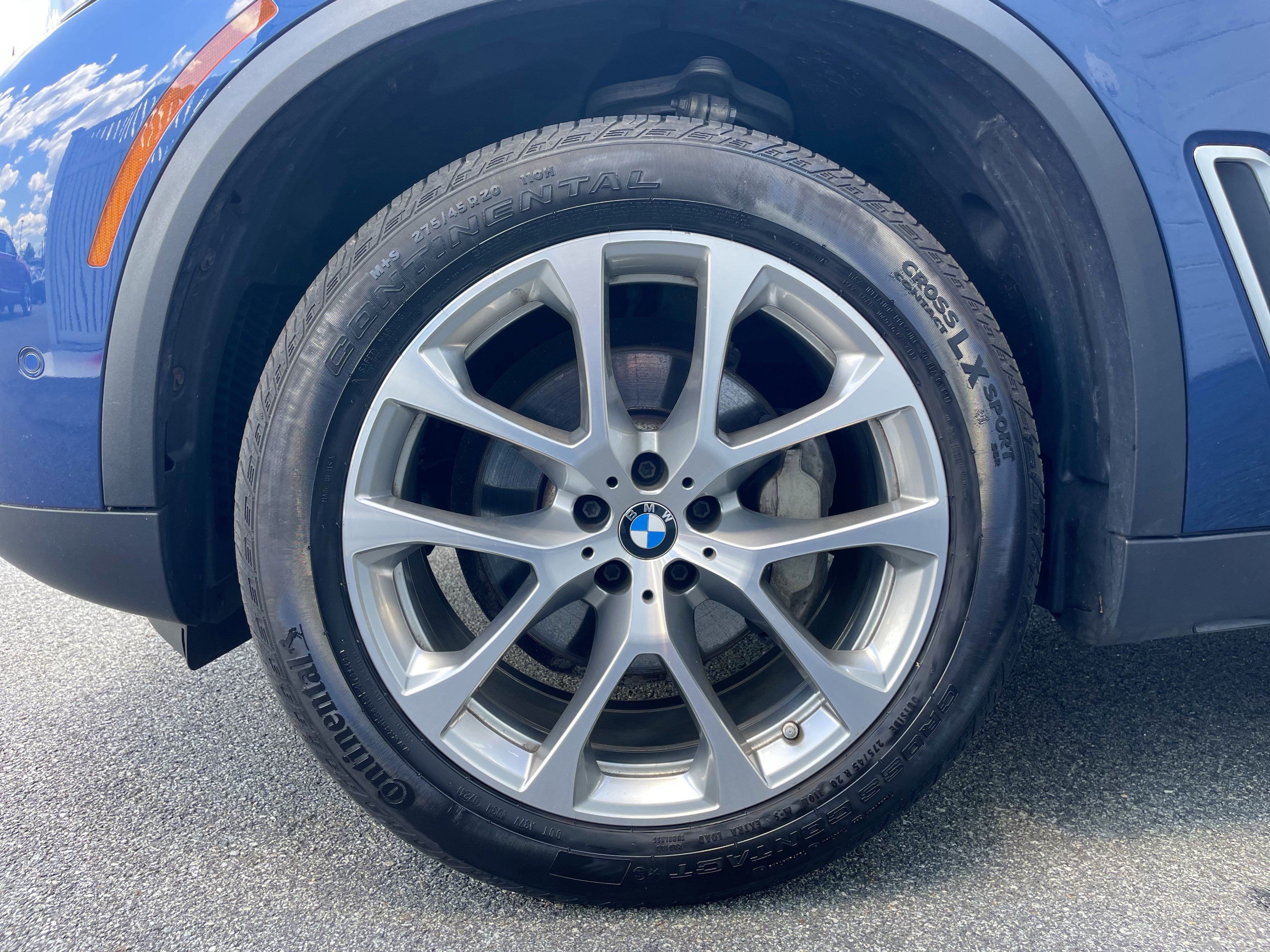 Used 2022 BMW X5 xDrive40i w/ Premium Package AWD/4WD image 9