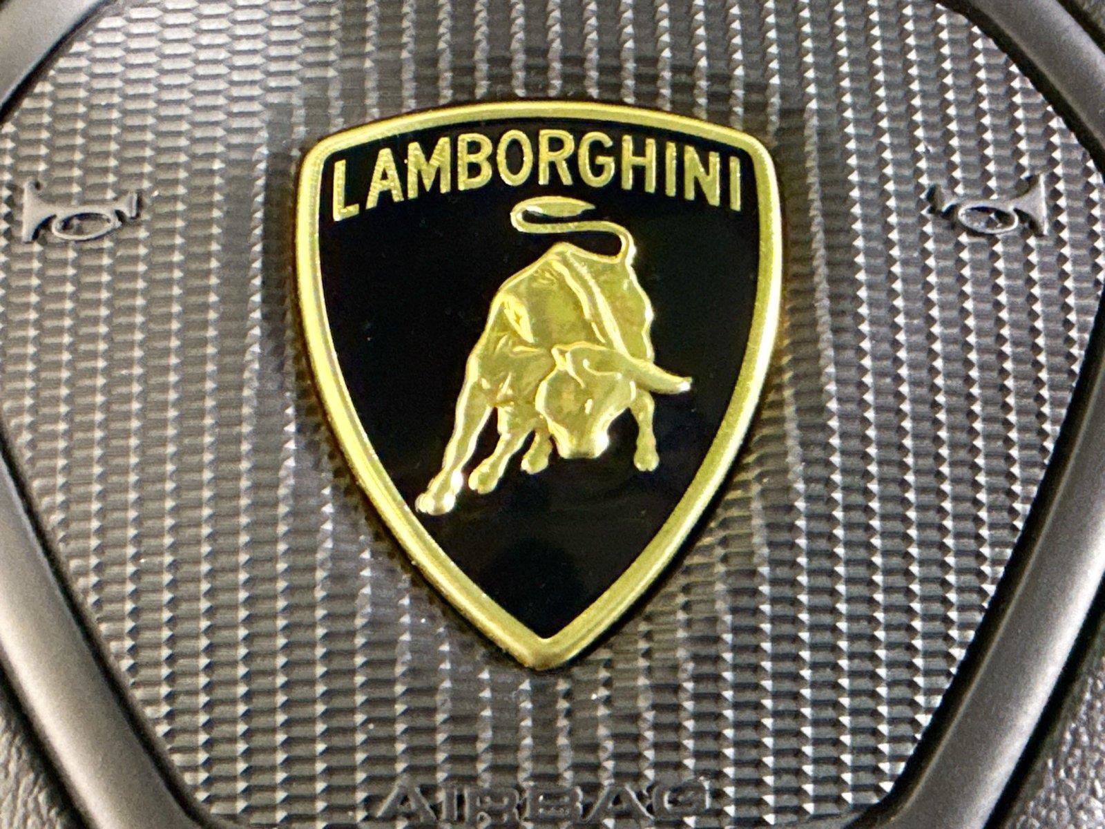 Used 2020 Lamborghini Urus AWD/4WD image 39
