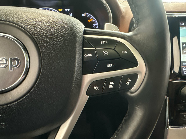 Used 2019 Jeep Grand Cherokee Summit AWD/4WD image 16
