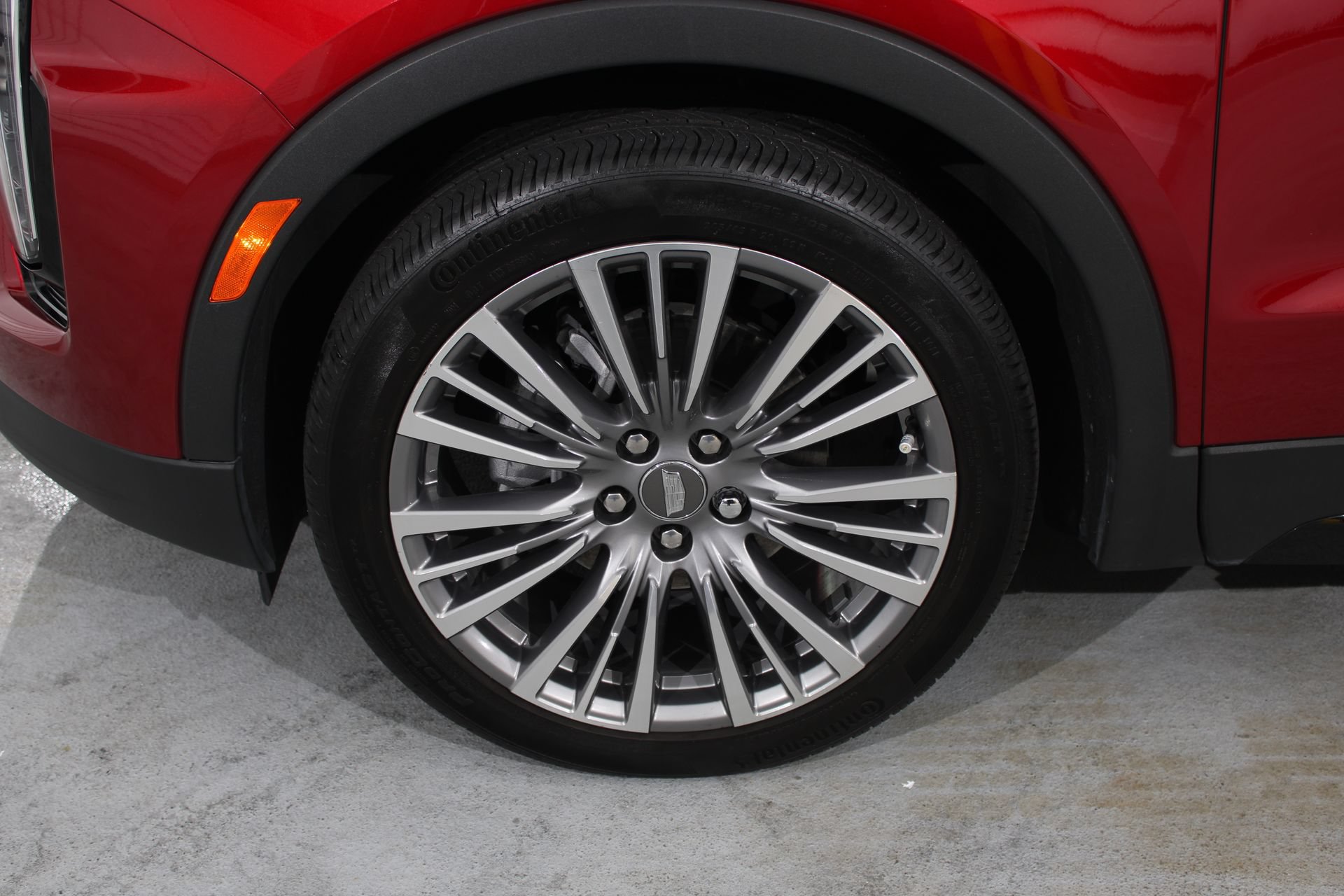 Used 2024 Cadillac XT4 Premium Luxury FWD image 40