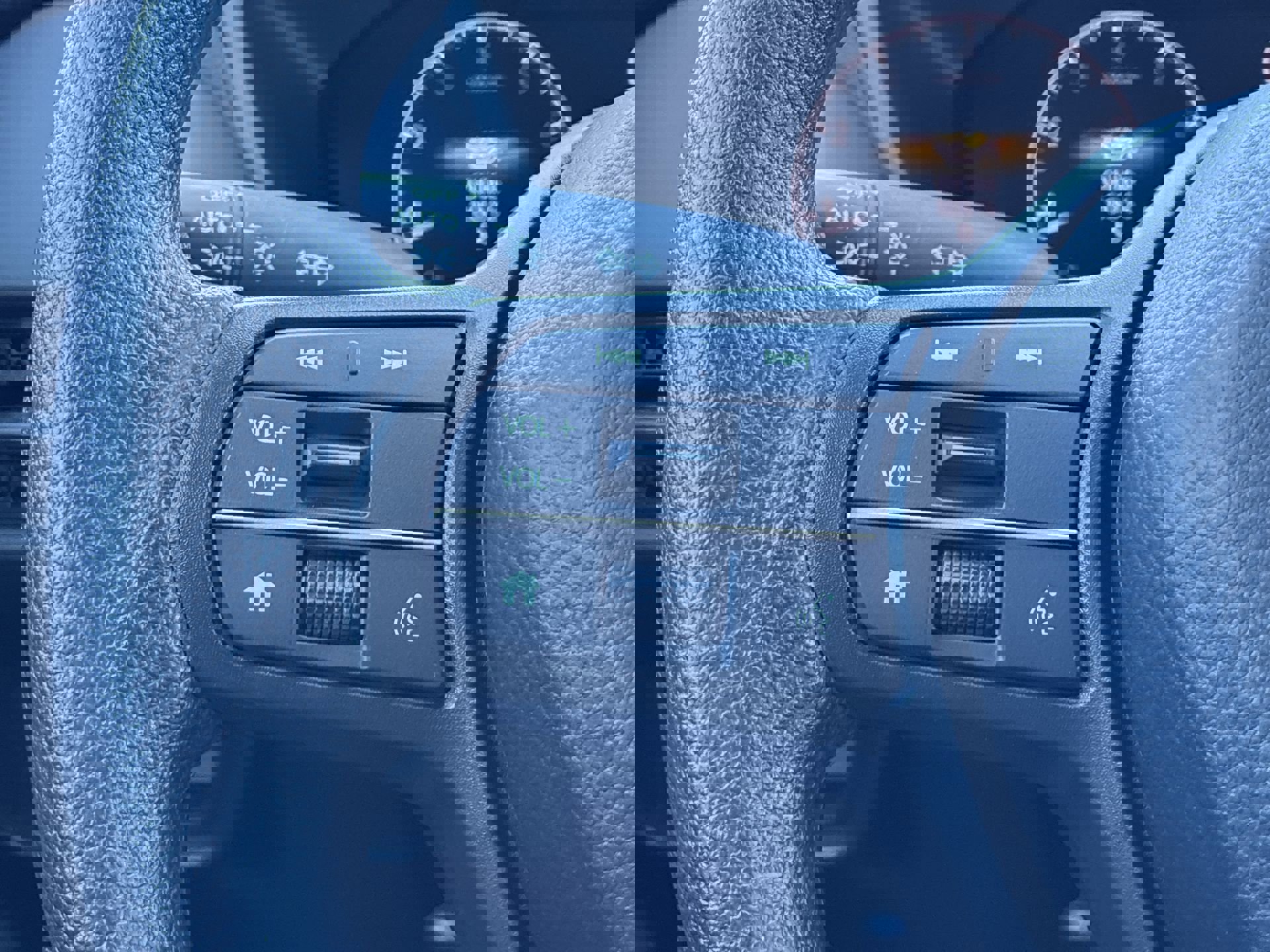 Certified 2026 Honda HR-V LX image 24