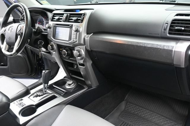 Used 2019 Toyota 4Runner SR5 Premium AWD/4WD image 33
