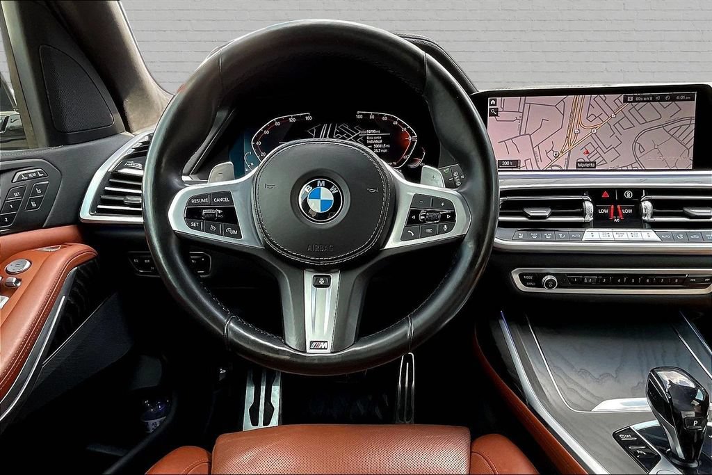 Used 2022 BMW X7 xDrive40i w/ M Sport Package AWD/4WD image 8