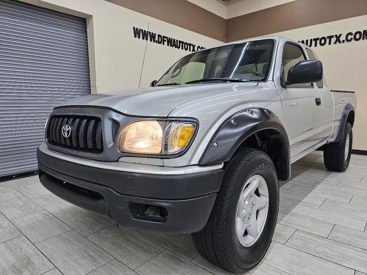 Used 2004 Toyota Tacoma 4x4 Xtracab V6 image 2