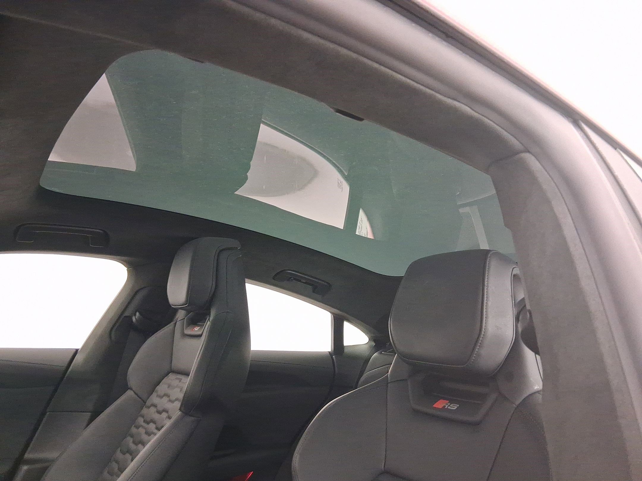 Used 2023 Audi RS e-tron GT w/ Carbon Performance Package image 13