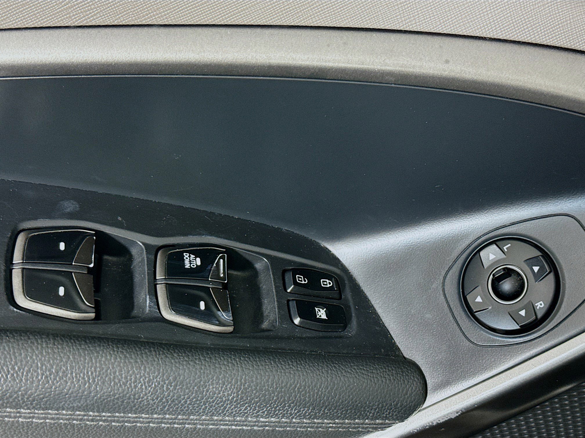 Used 2018 Hyundai Santa Fe Sport image 23