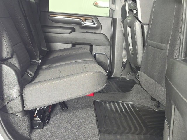 Used 2024 Chevrolet Silverado 2500 LT image 29