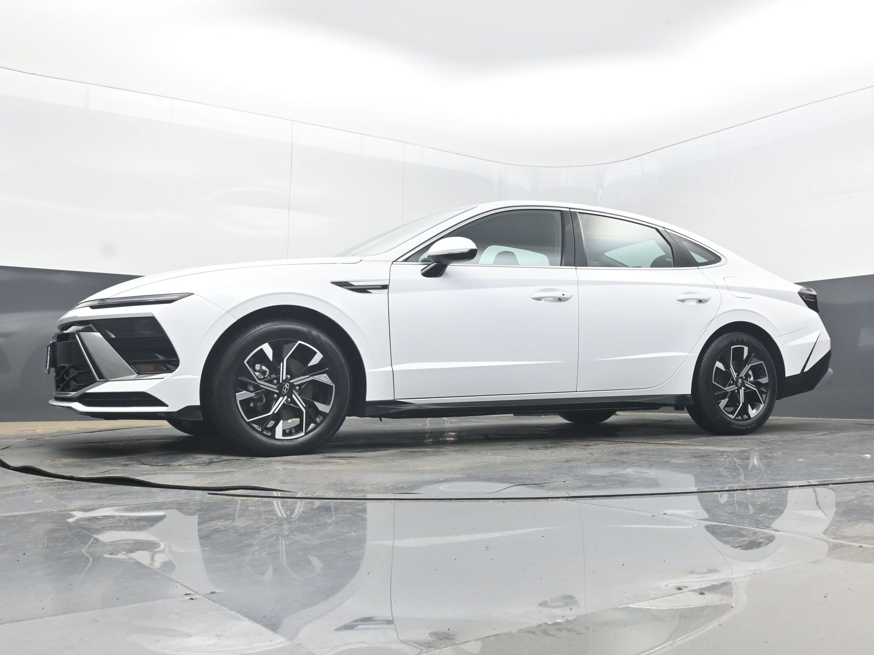 Used 2025 Hyundai Sonata SEL image 27