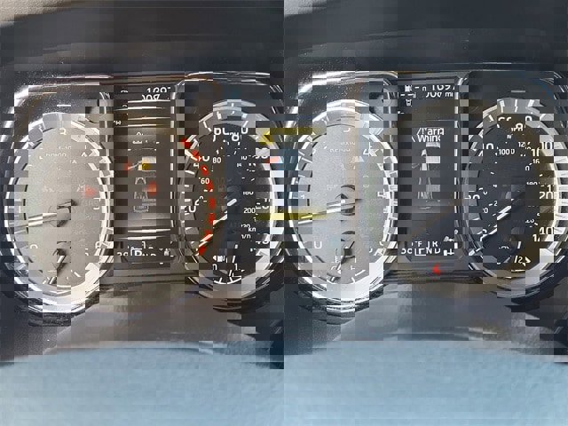 Used 2017 Nissan Titan PRO-4X w/ Pro-4x Convenience Package image 11