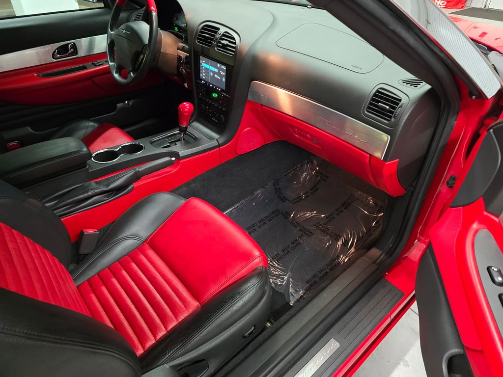 Used 2002 Ford Thunderbird image 34