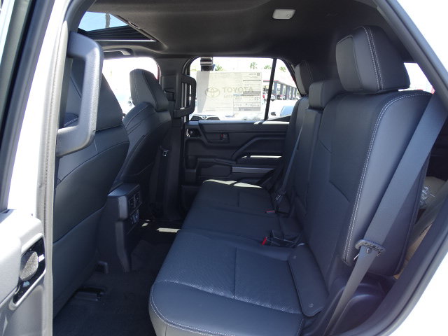 New 2026 Toyota 4Runner TRD Off-Road Premium w/ Tow Technology Package AWD/4WD image 13