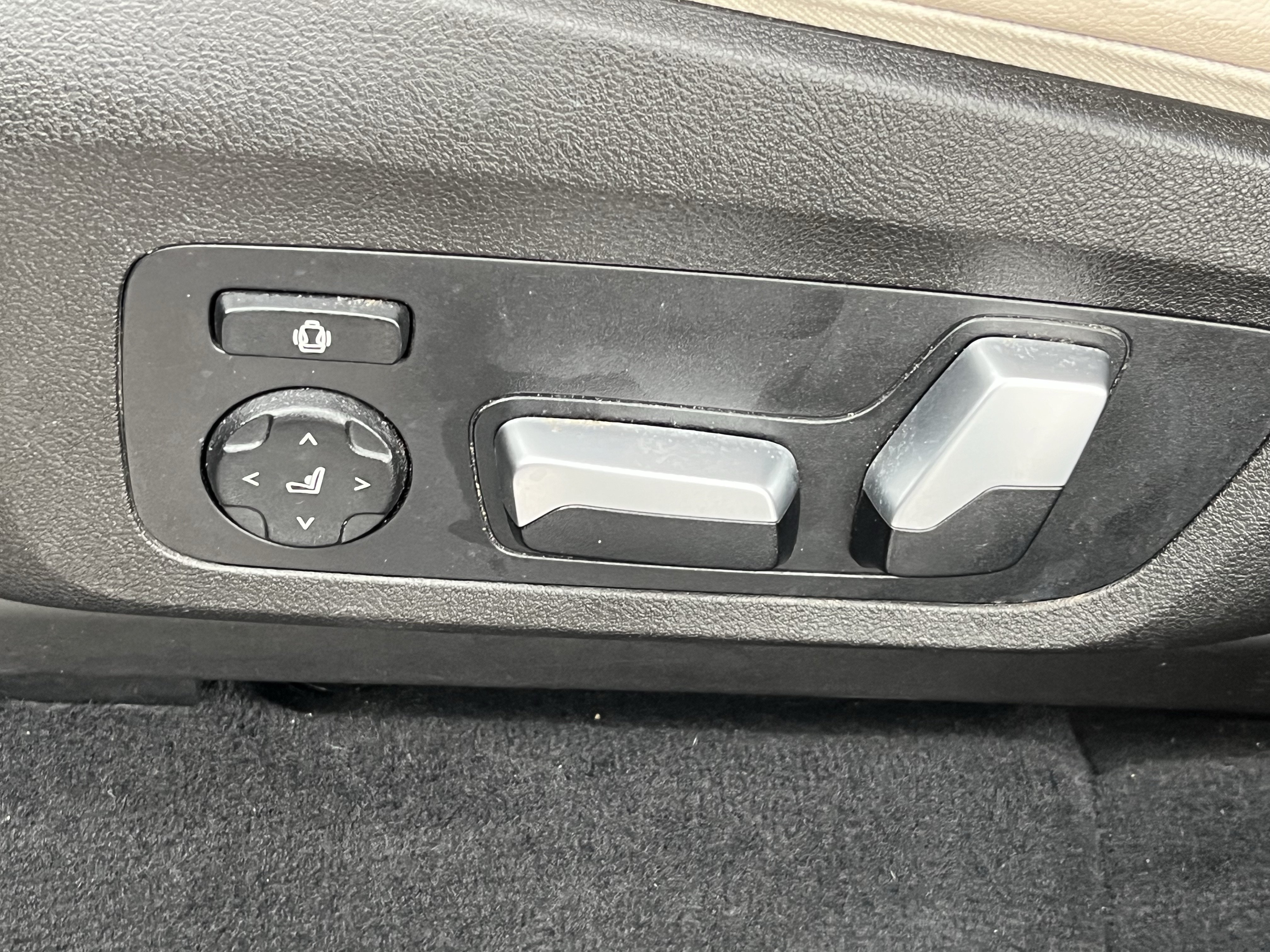 Used 2018 BMW X3 xDrive30i AWD/4WD image 29
