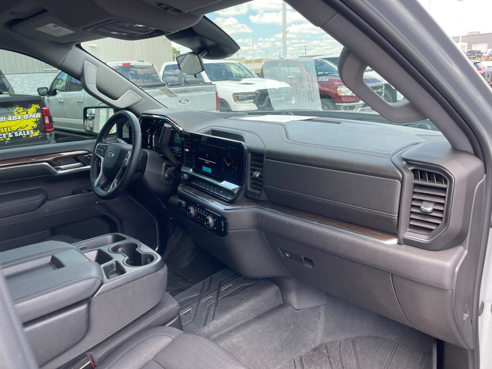 Used 2024 Chevrolet Silverado 1500 RST w/ LPO, Dark Essentials Package RWD image 17