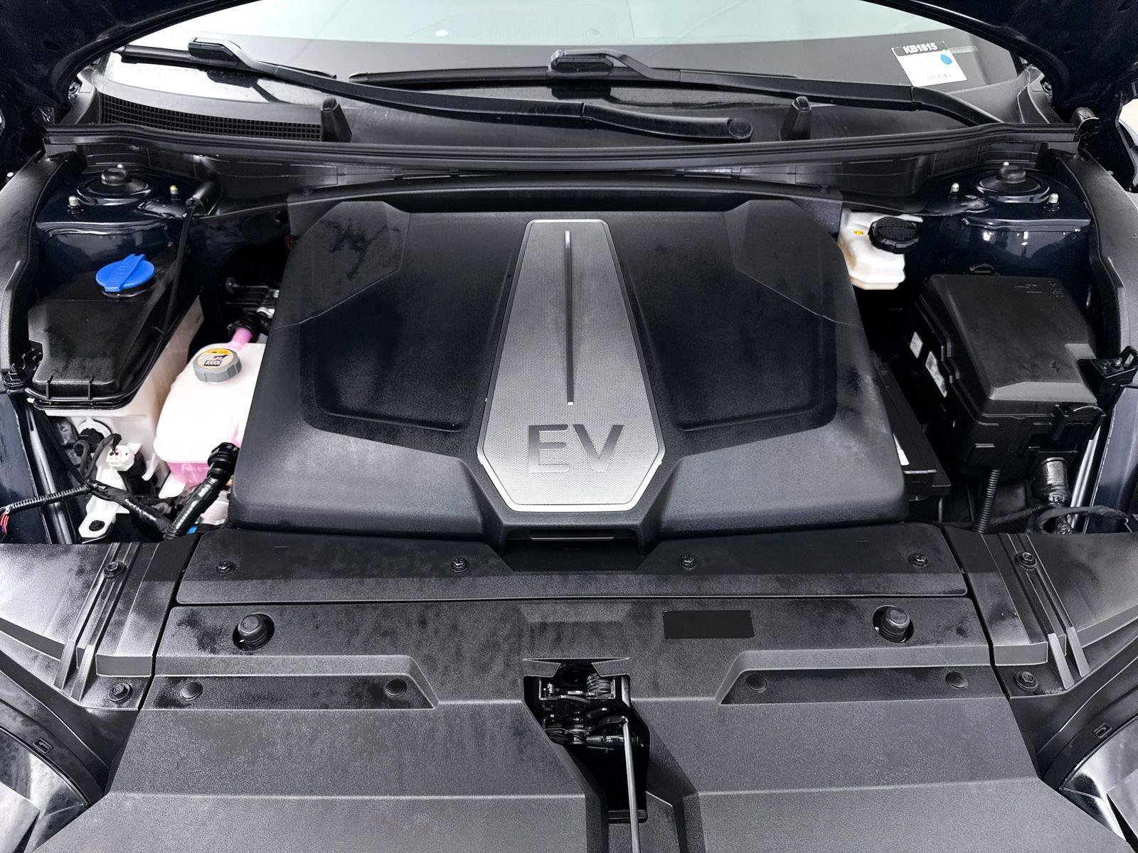 Used 2023 Kia EV6 Wind RWD image 9