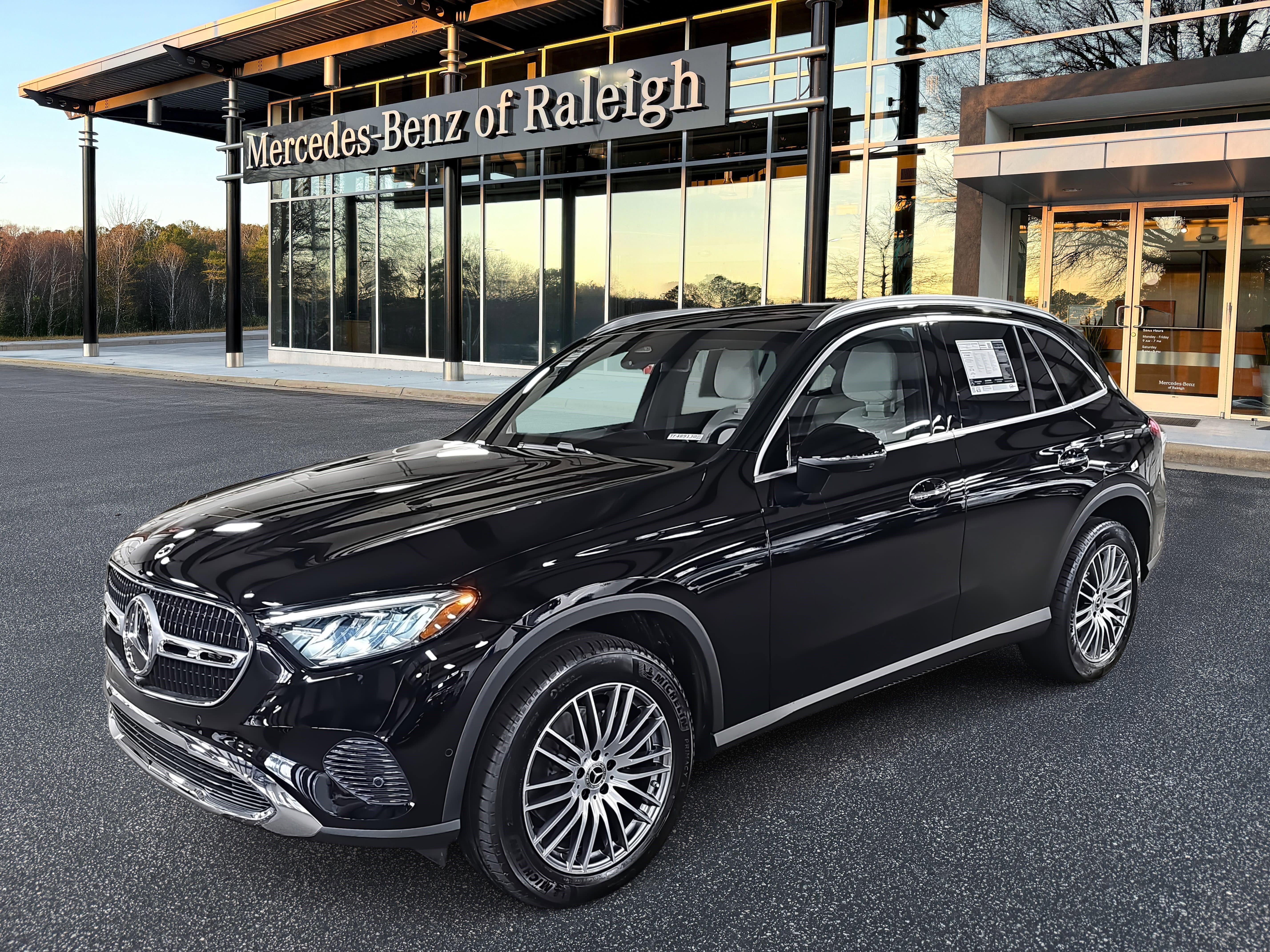 Certified 2026 Mercedes-Benz GLC 300 GLC 300 image 1
