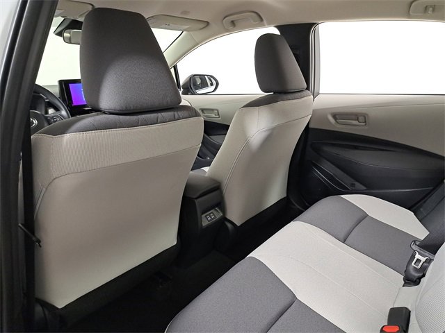 Used 2025 Toyota Corolla LE image 11