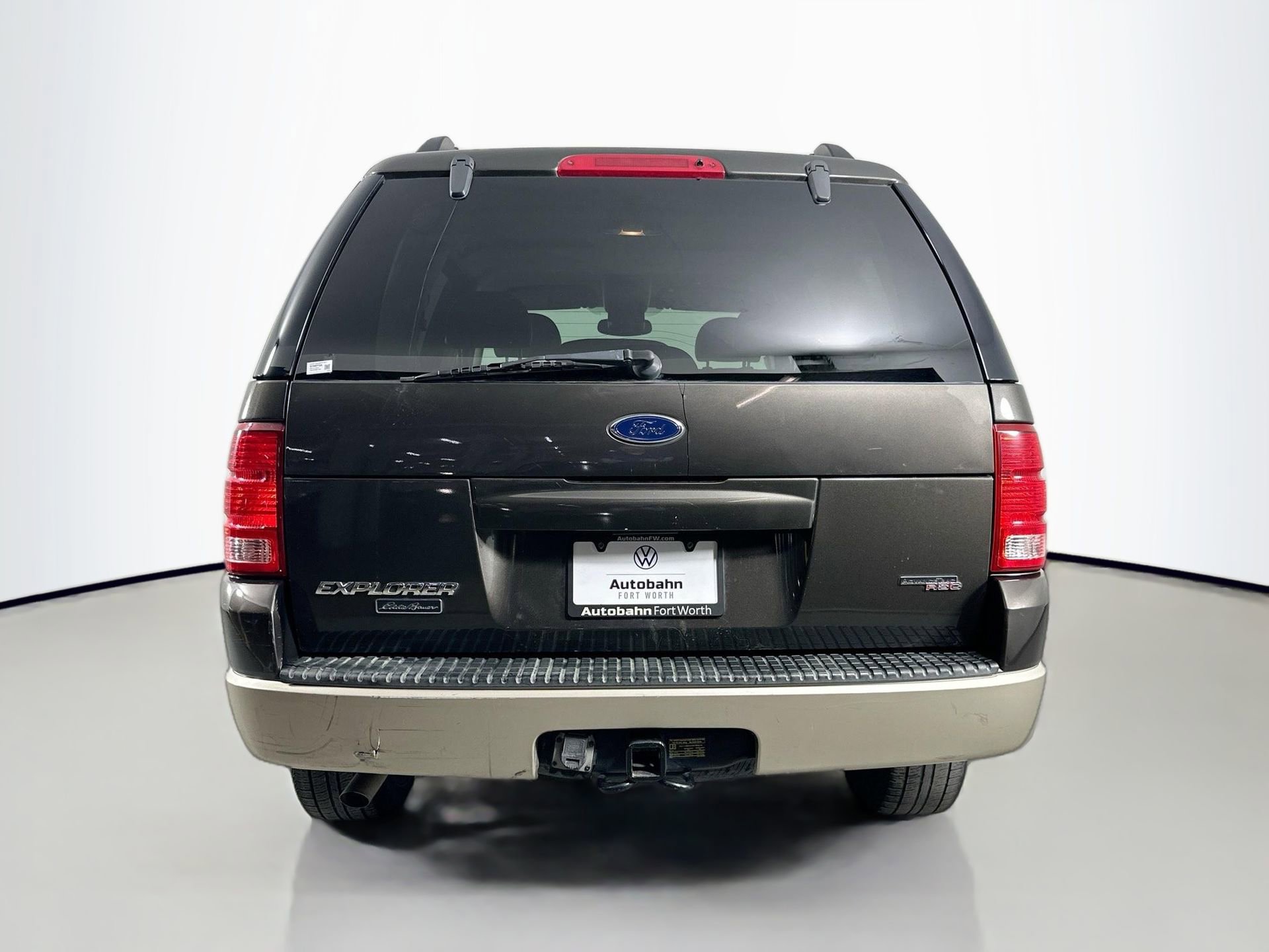 Used 2005 Ford Explorer Eddie Bauer image 6