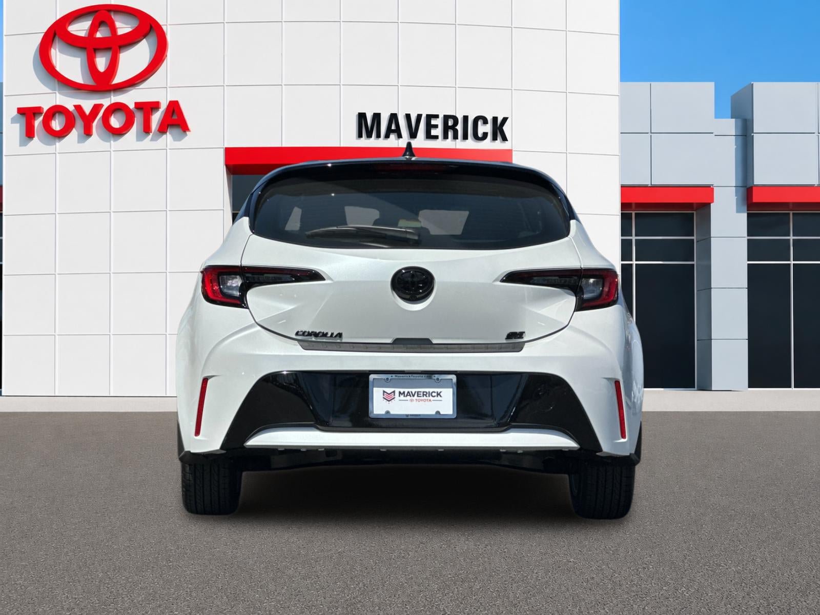 New 2027 Toyota Corolla SE w/ SE Premium Package FWD image 4