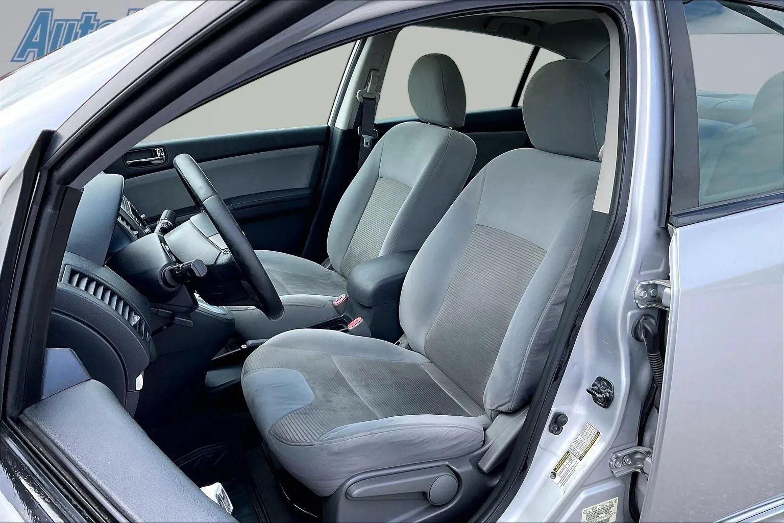 Used 2012 Nissan Sentra 2.0 SR w/ Special Edition Pkg FWD image 24
